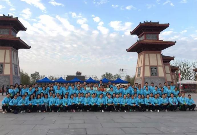 展志愿者风采 为园博园添彩